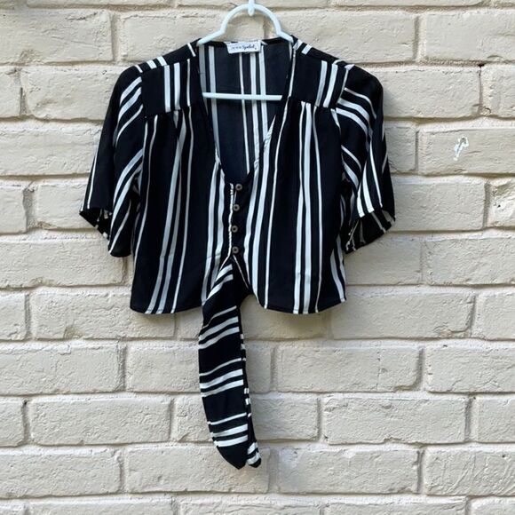 Take 50% OFF- Live To Be Spoiled Black&White 2pc Croptop & Pant, Size-XS - Picture 2 of 8